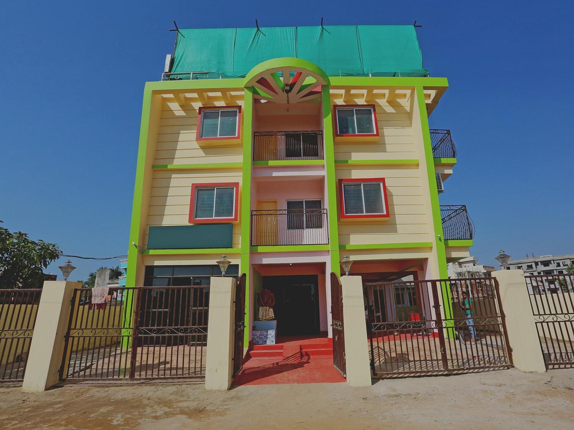 Hotel Grand Paradise Bhubaneswar Bagian luar foto