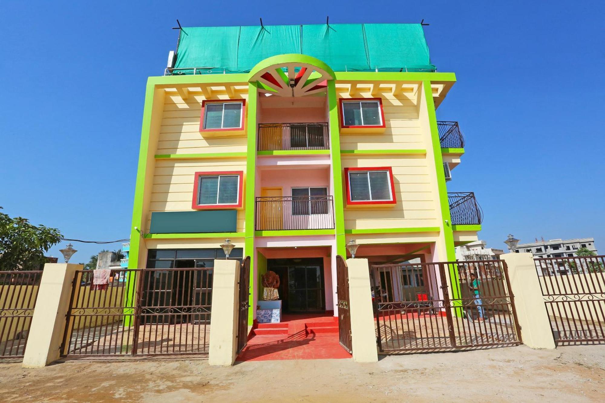 Hotel Grand Paradise Bhubaneswar Bagian luar foto