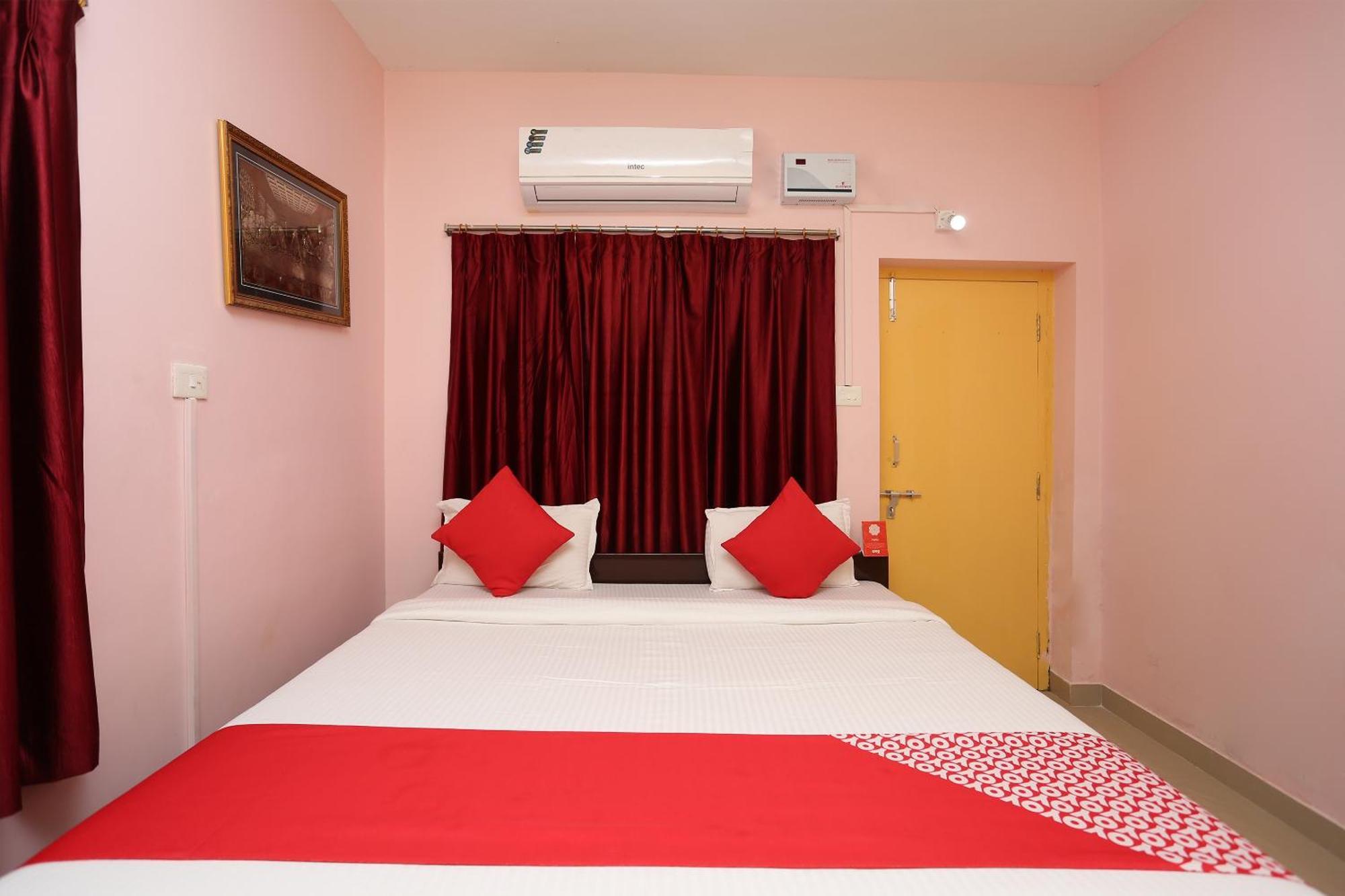 Hotel Grand Paradise Bhubaneswar Bagian luar foto