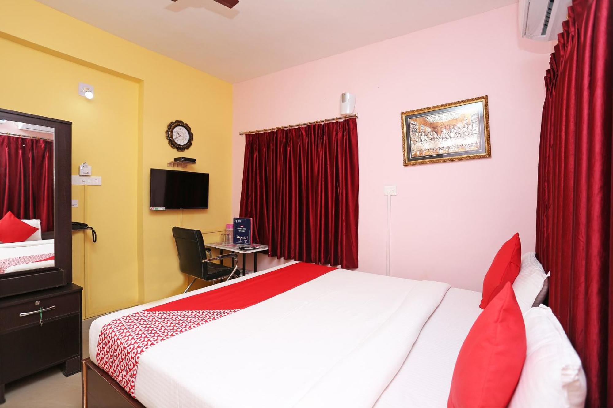 Hotel Grand Paradise Bhubaneswar Bagian luar foto