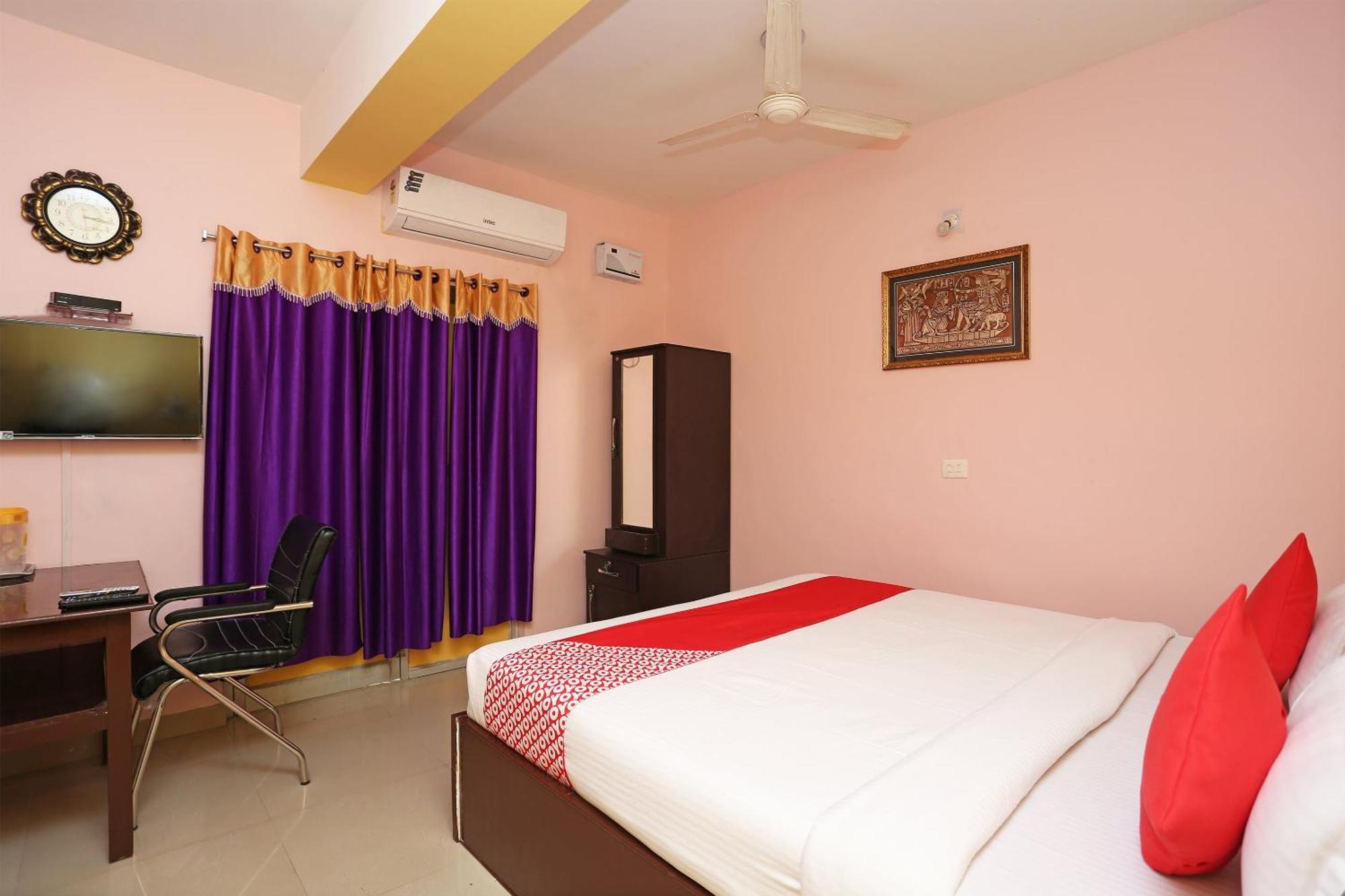 Hotel Grand Paradise Bhubaneswar Bagian luar foto
